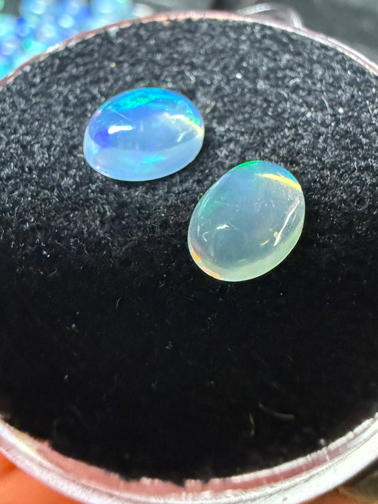 MATCHED PAIR! Natural Welo Opal Cabochon 8x6x4mm, 1.8ct total- Broadflash, directional flash