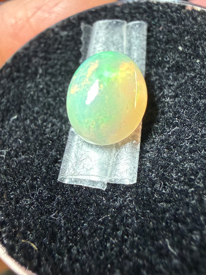 Natural Welo Opal Cabochon 10x8x5mm, 1.8ct- Sheet flash, minor rolling broadflash