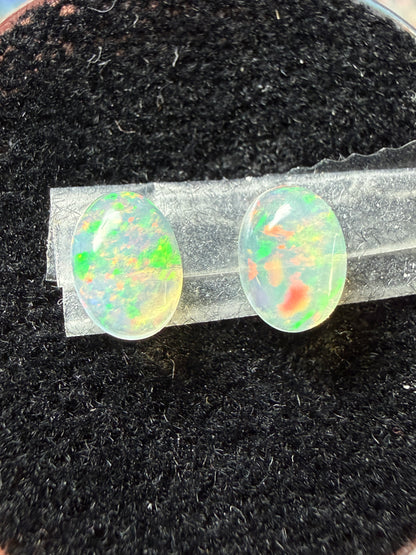 WOW-MATCHED PAIR! Natural Welo Opal Cabochon 7x5x3mm, 1.2ct total- Mosaic, floral broadflash
