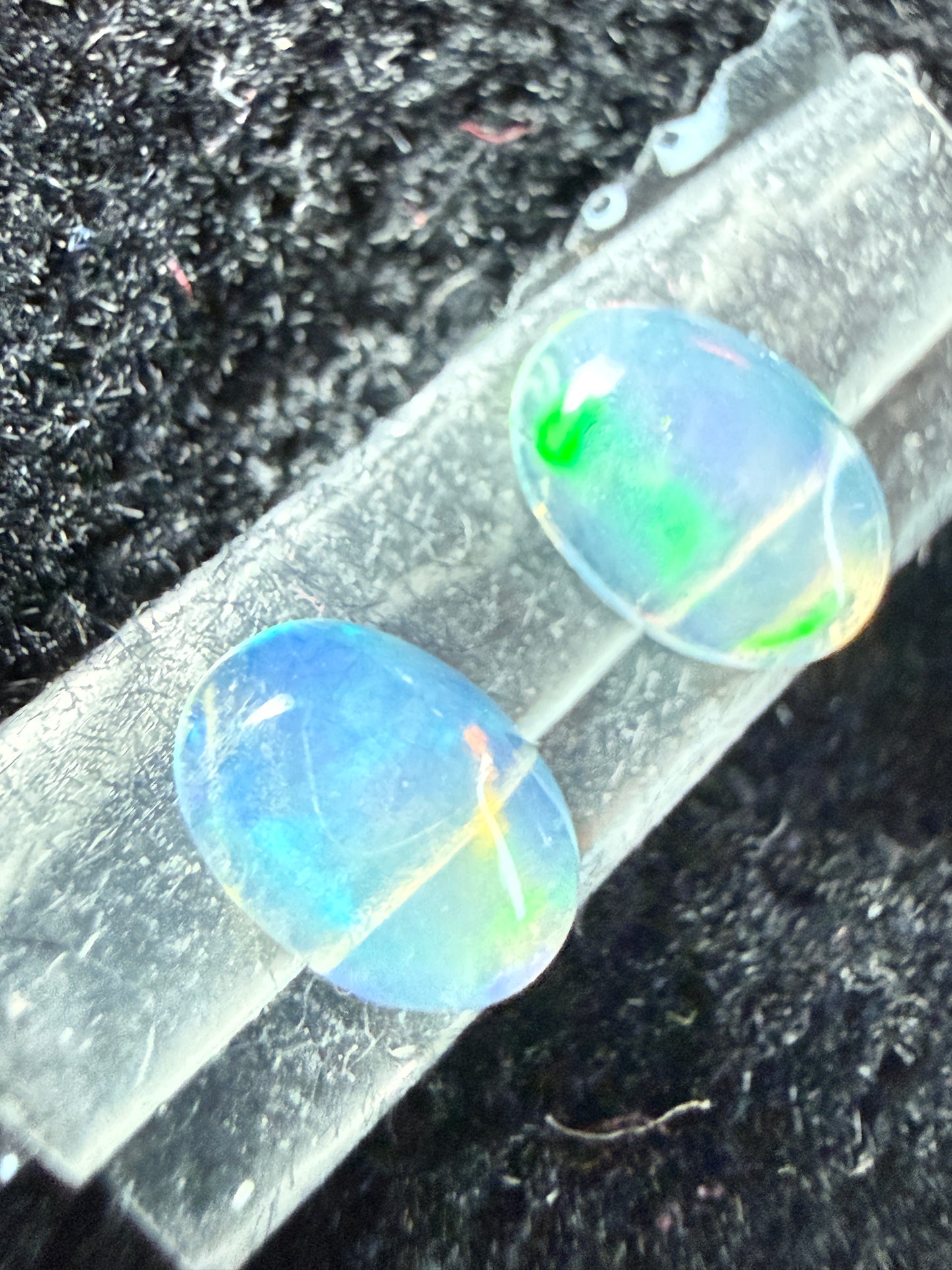 Matched Pair Natural Welo Opal Cabochon 6x4x2mm, 0.55ct total- Broadflash