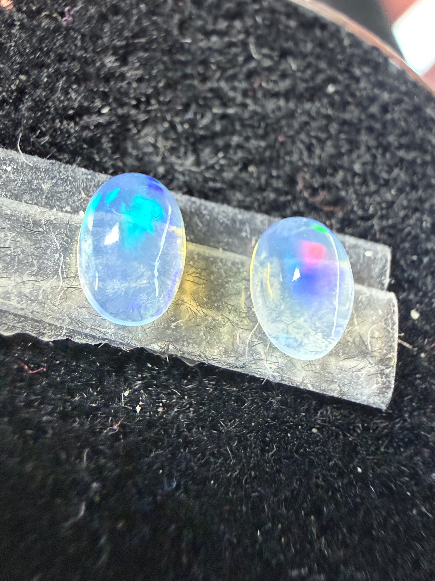 Matched Pair Natural Welo Opal Cabochon 6x4x3mm, 0.765ct total- Broadflash