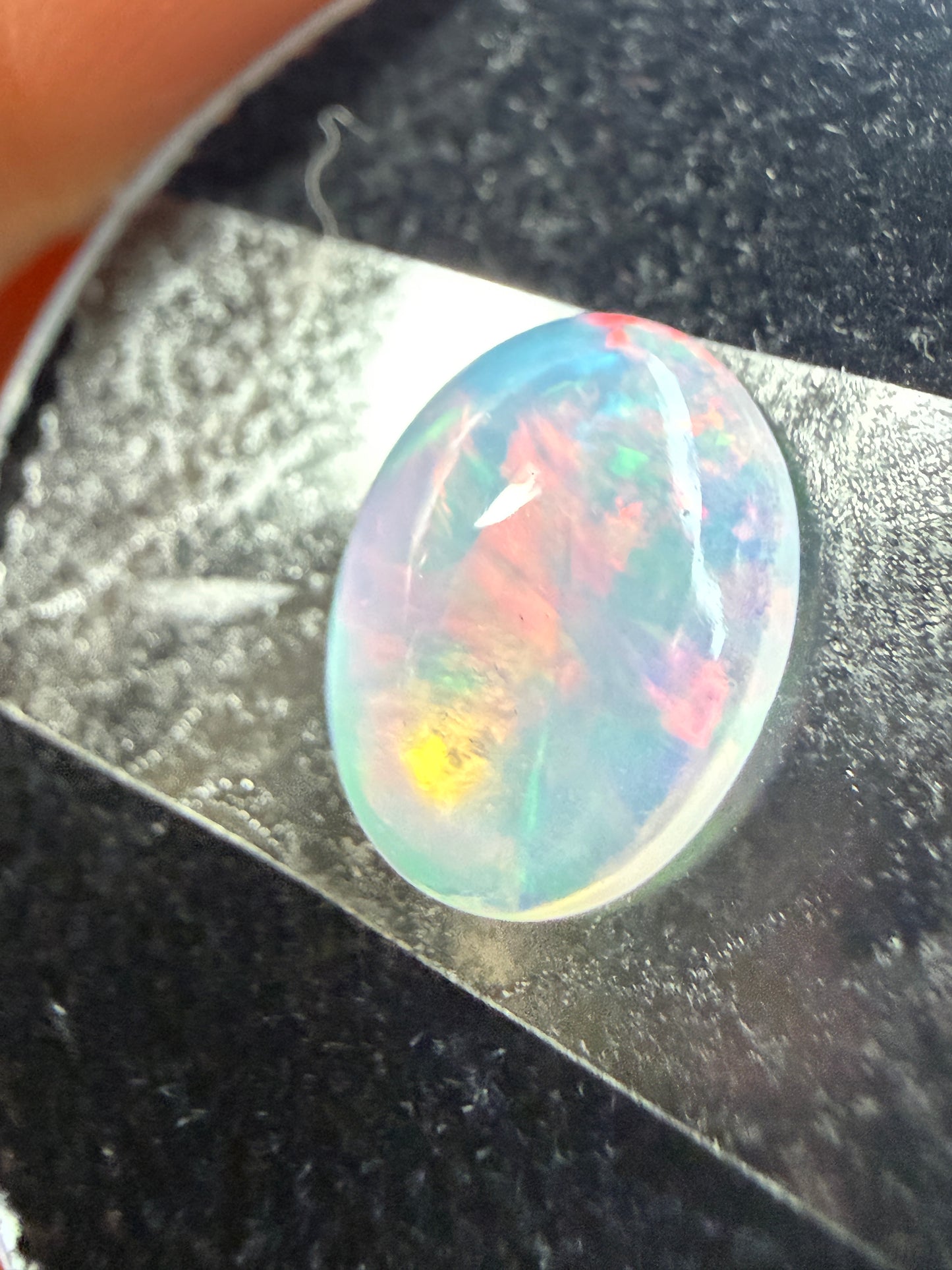 Natural Welo Opal Cabochon 11x9x5mm, 2.195ct- Broadflash, straw, reds!