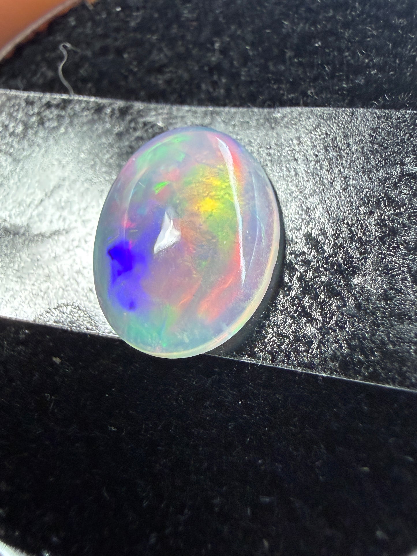 Natural Welo Opal Cabochon 11x9x4mm, 2.245ct- Broadflash, reds!