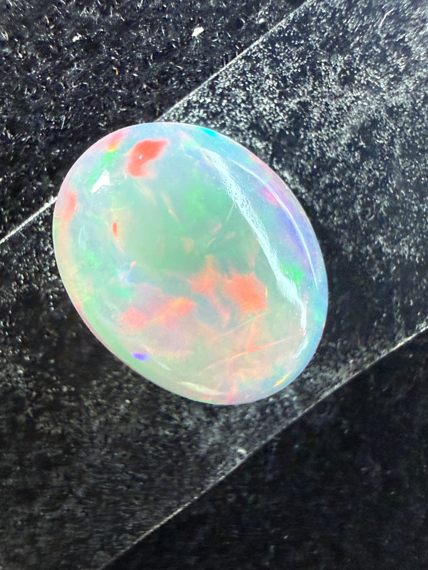 Natural Welo Opal Cabochon 11x9x4mm, 2.245ct- Broadflash, reds!