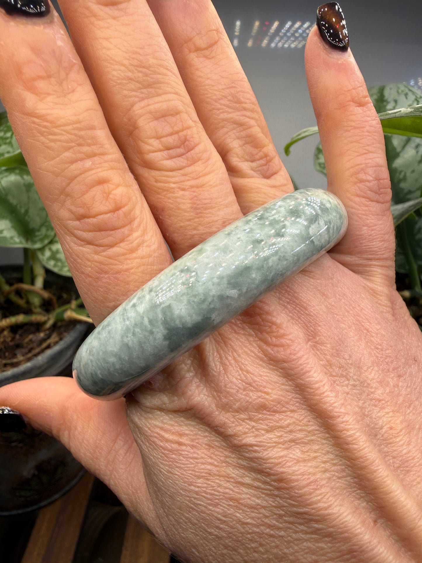 Burmese Jade Bangle – 14mm Wide – 58mm Diameter (Small)