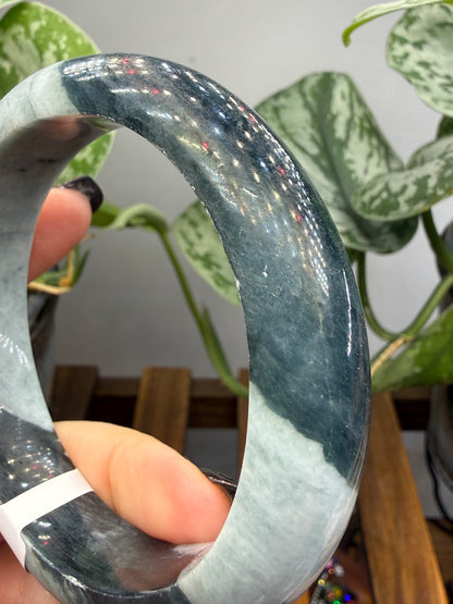 Burmese Jade Bangle – 14mm Wide – 63mm Diameter (Medium Plus)