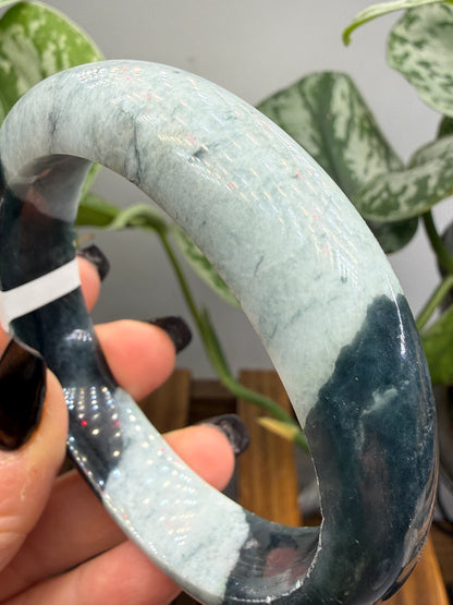 Burmese Jade Bangle – 14mm Wide – 63mm Diameter (Medium Plus)