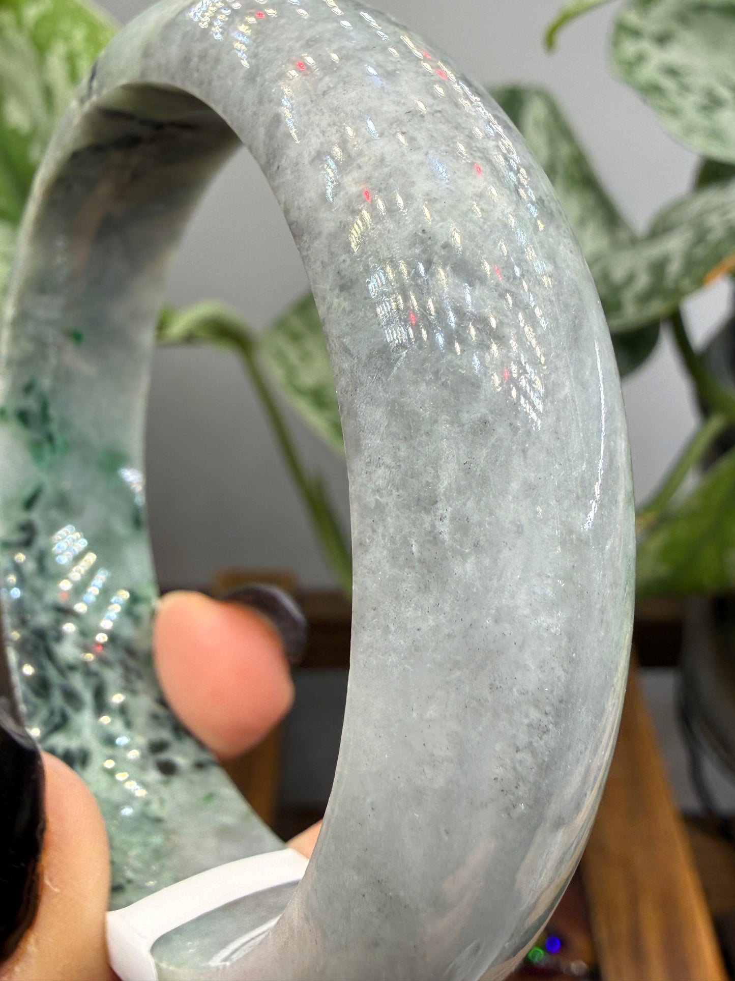 Burmese Jade Bangle – 14mm Wide – 58mm Diameter (Small)