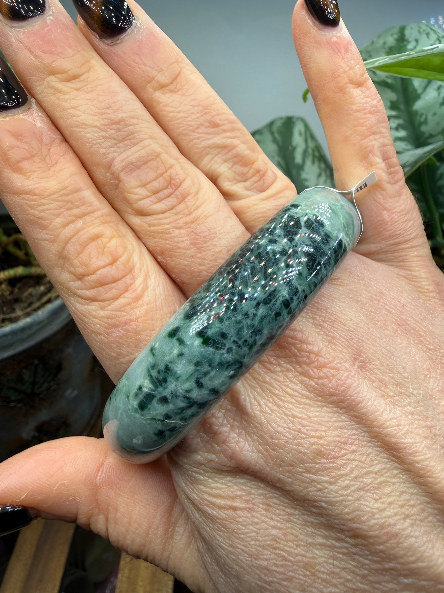 Burmese Jade Bangle – 14mm Wide – 58mm Diameter (Small)