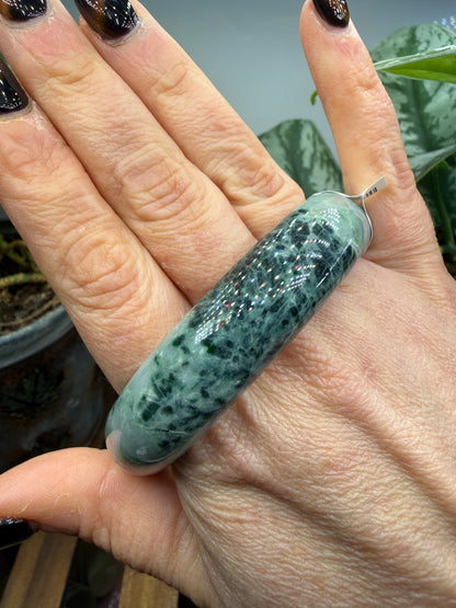 Burmese Jade Bangle – 14mm Wide – 58mm Diameter (Small)