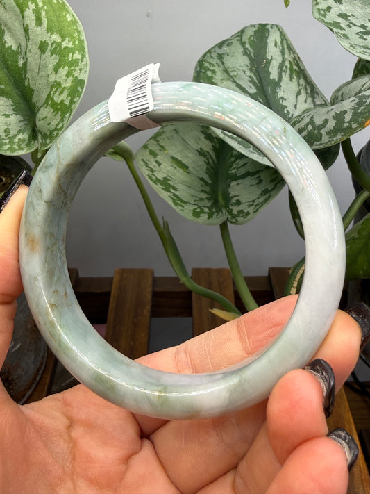 Burmese Jade Bangle – 14mm Wide – 63mm Diameter (Medium Plus)