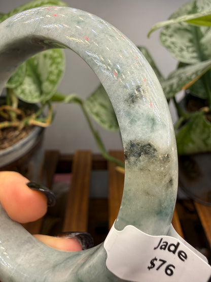 Burmese Jade Bangle – 14mm Wide – 61mm Diameter (Medium)