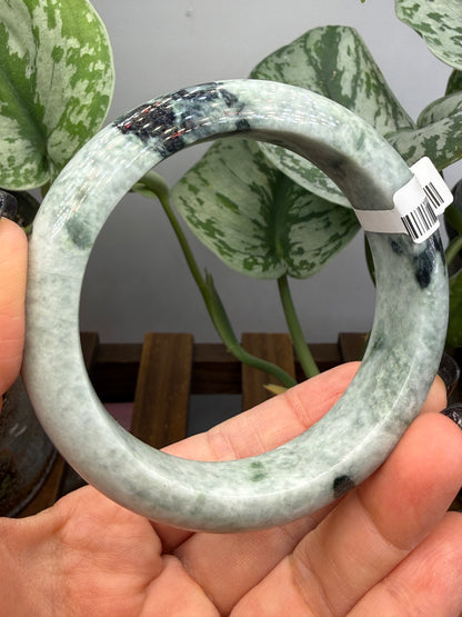 Burmese Jade Bangle – 14mm Wide – 63mm Diameter (Medium Plus)