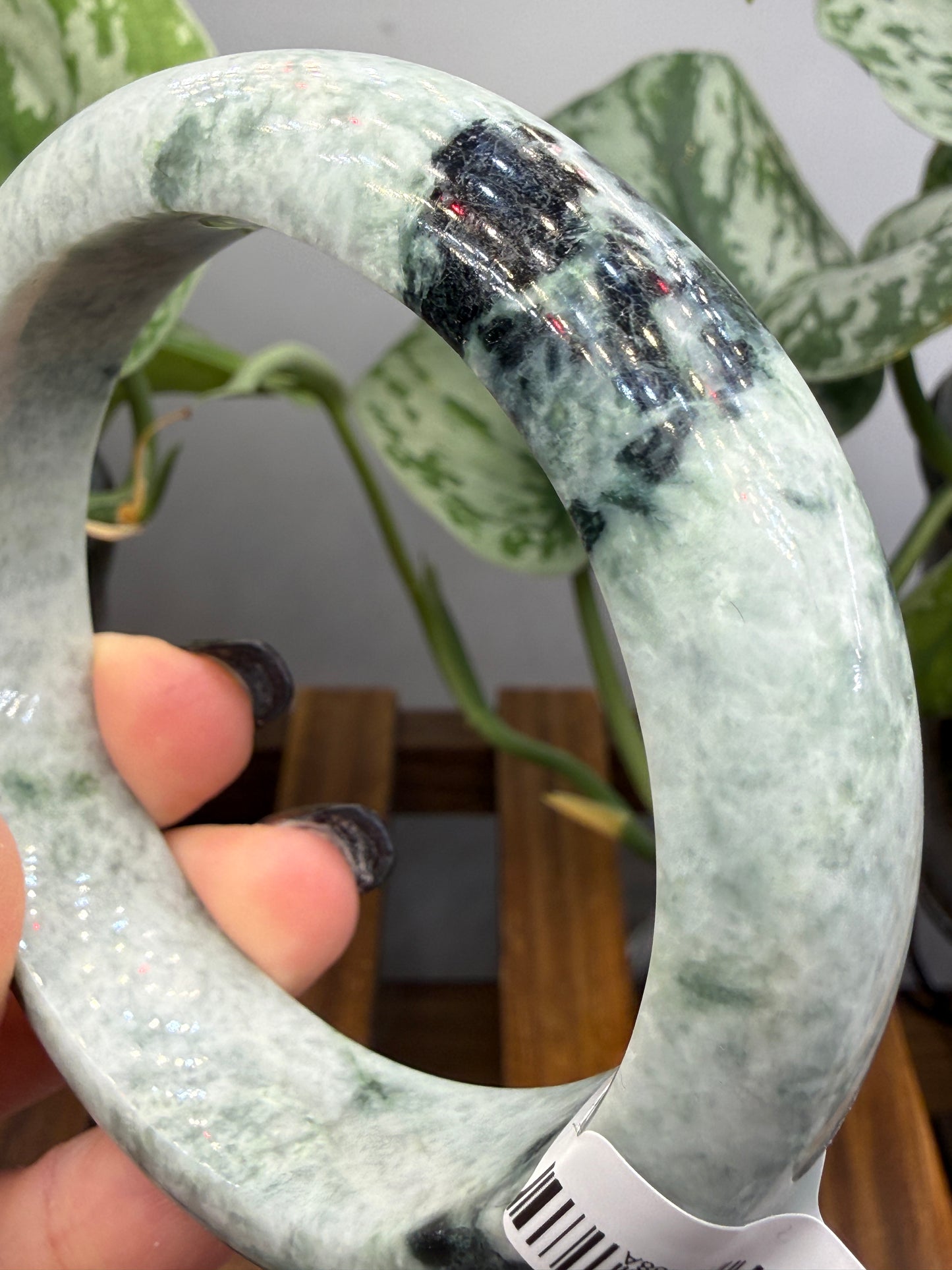 Burmese Jade Bangle – 14mm Wide – 63mm Diameter (Medium Plus)