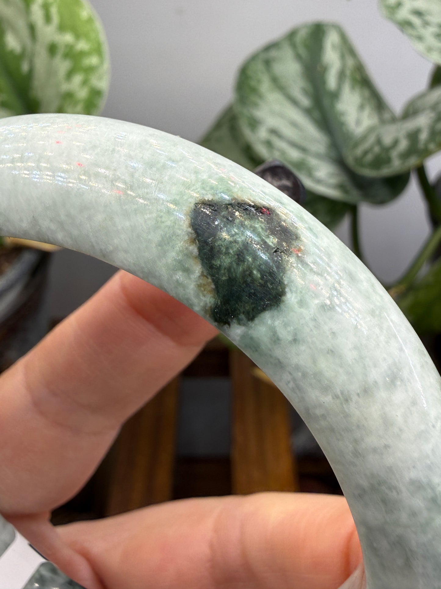 Burmese Jade Bangle – 14mm Wide – 63mm Diameter (Medium Plus)