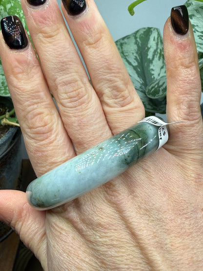 Burmese Jade Bangle – 14mm Wide – 61mm Diameter (Medium)