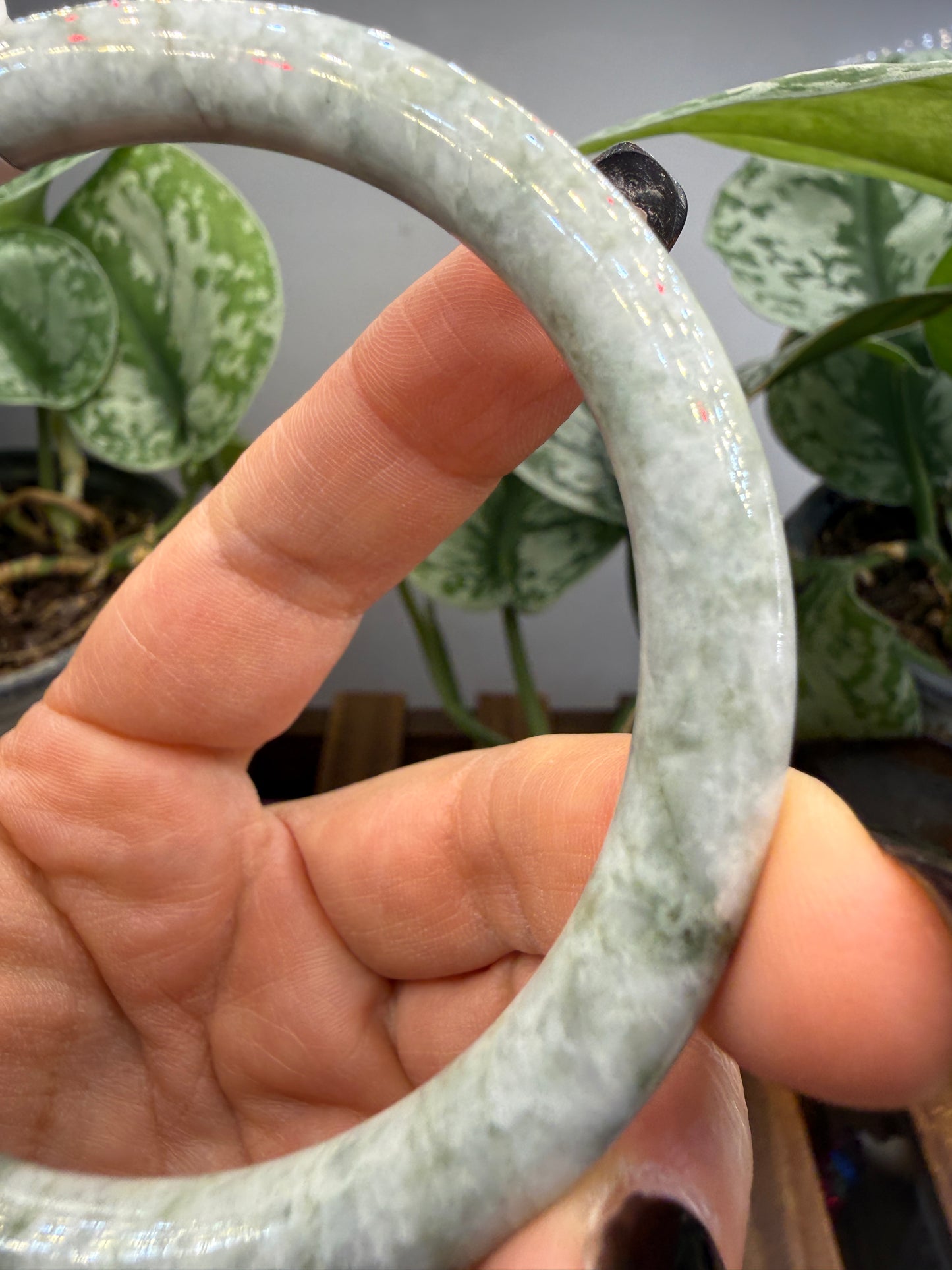 Burmese Jade Bangle – 8mm Wide – 62mm Diameter (Medium/Medium Plus)