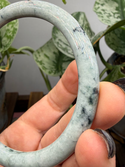 Burmese Jade Bangle – 8mm Wide – 63mm Diameter (Medium Plus)