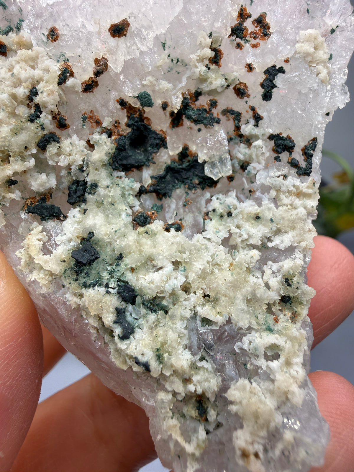 Amethyst Flower (Quartz), Calcite, Celadonite- Iraí, Alto Uruguai Region, Rio Grande do Sul, Brazil
