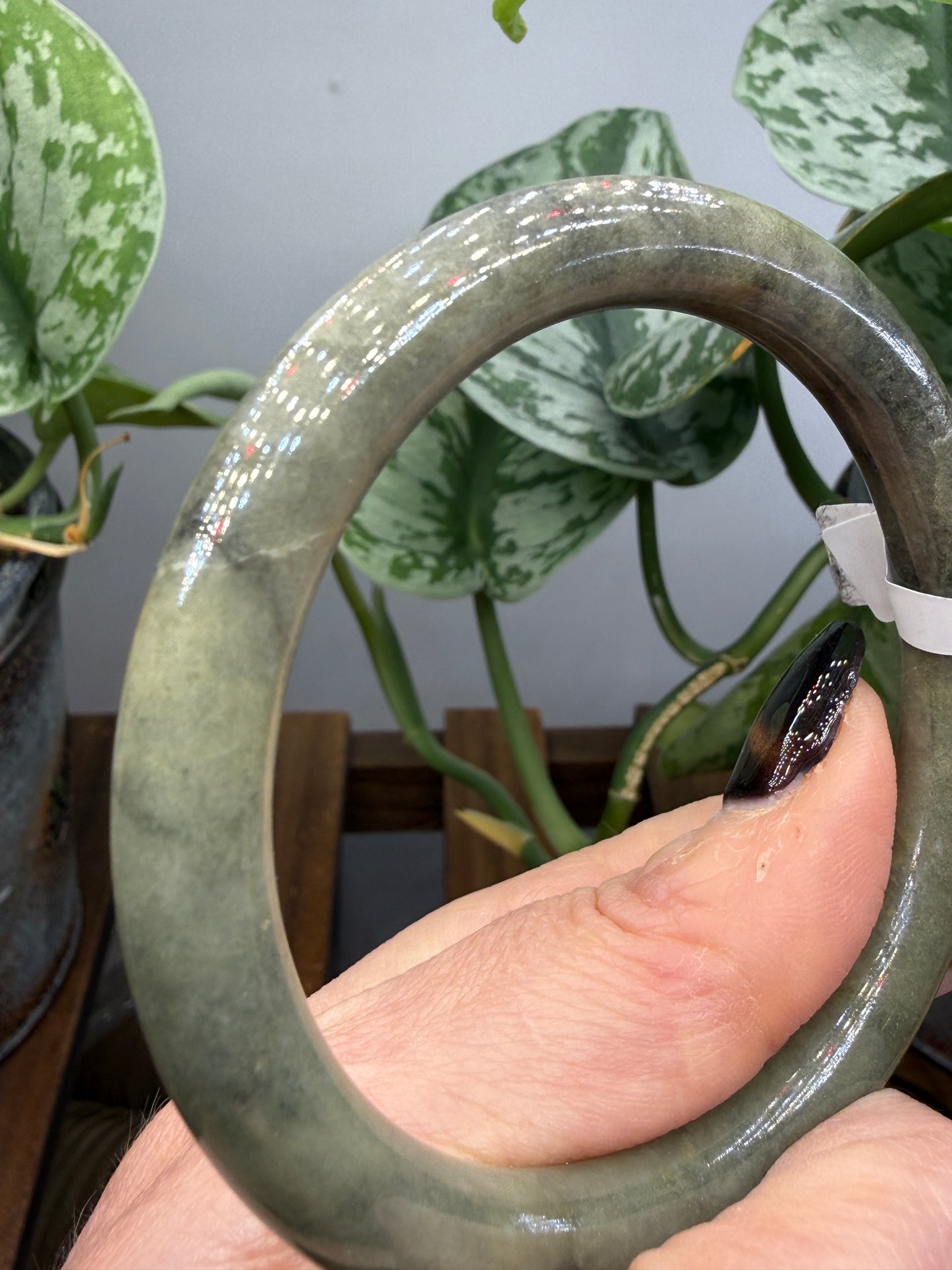 Burmese Jade Bangle – 8mm Wide – 60mm Diameter (Medium)