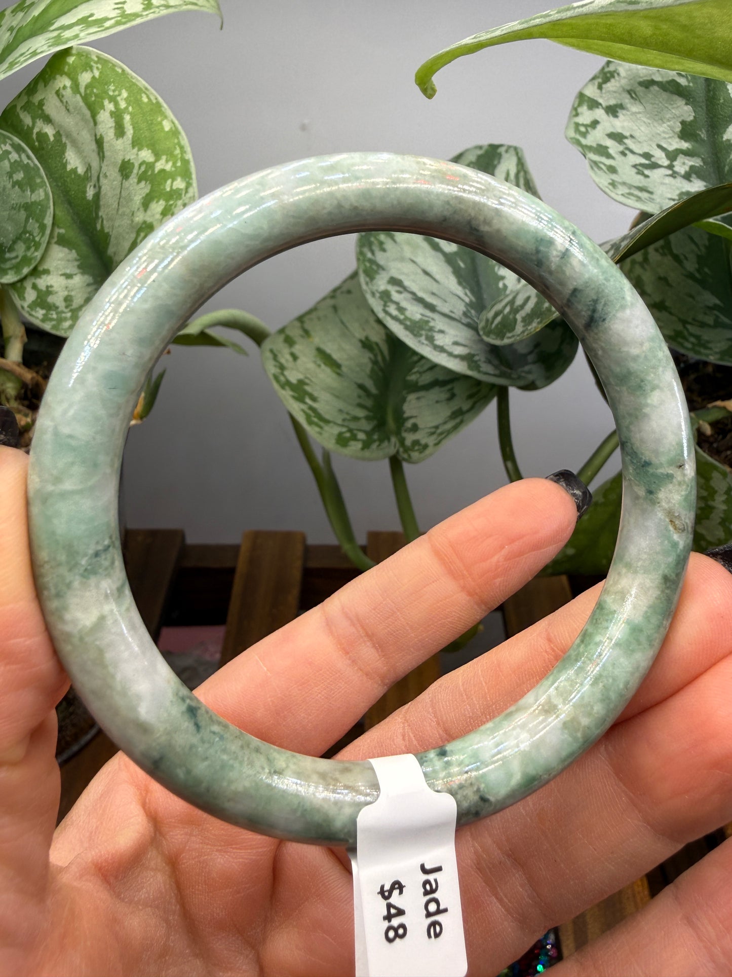 Burmese Jade Bangle – 8mm Wide – 60mm Diameter (Medium)