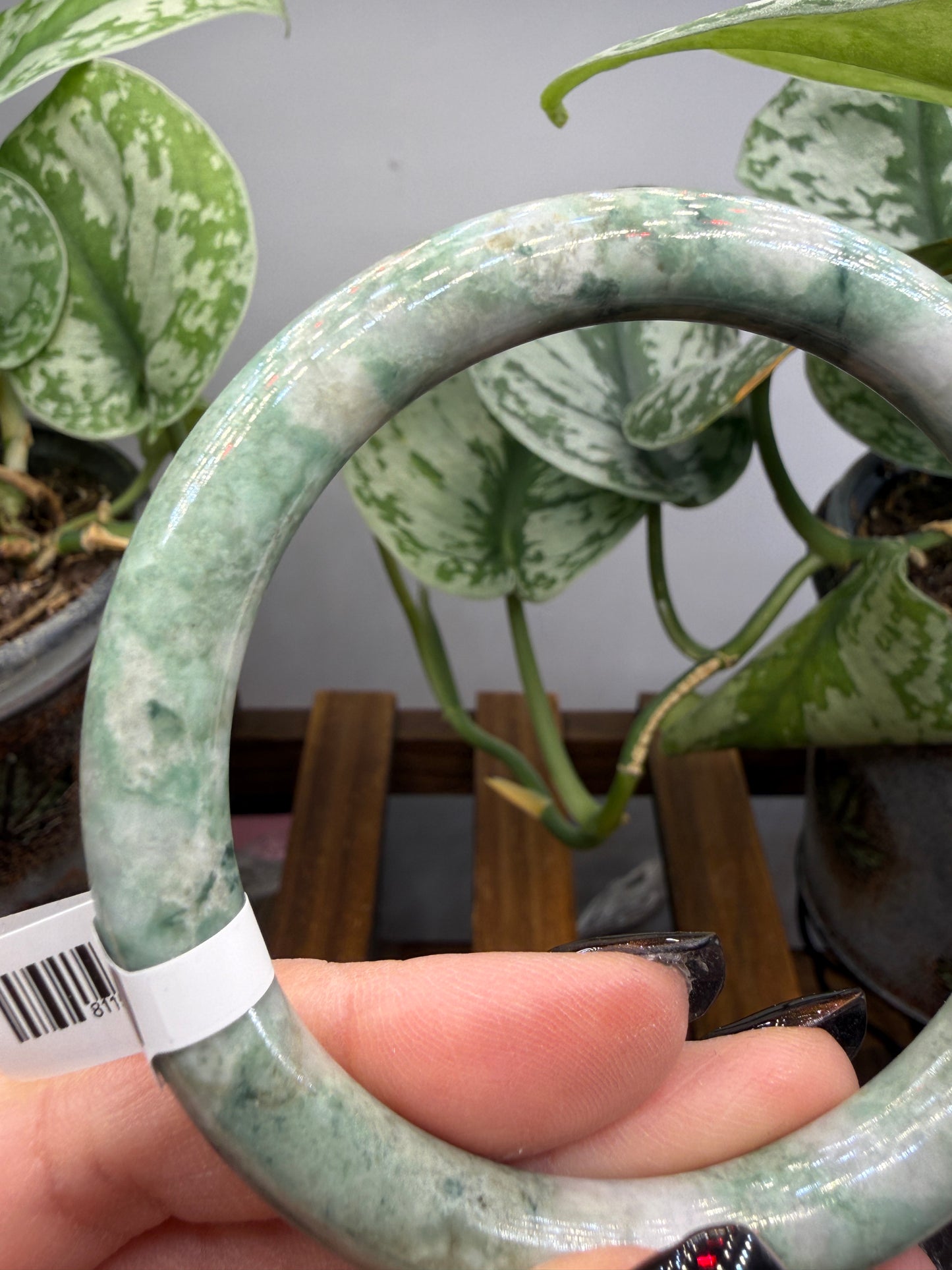 Burmese Jade Bangle – 8mm Wide – 60mm Diameter (Medium)