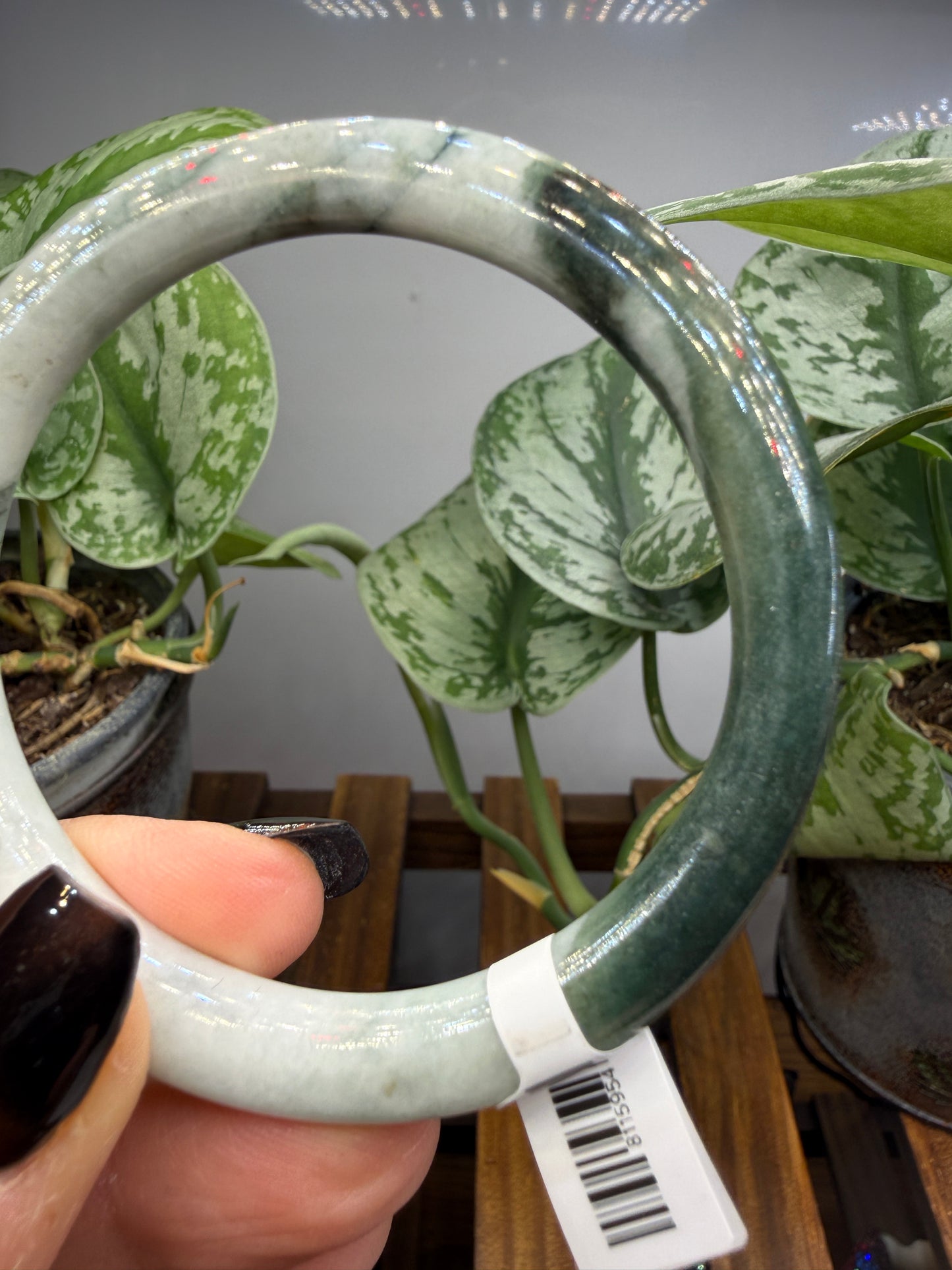 Burmese Jade Bangle – 8mm Wide – 58mm Diameter (Small)
