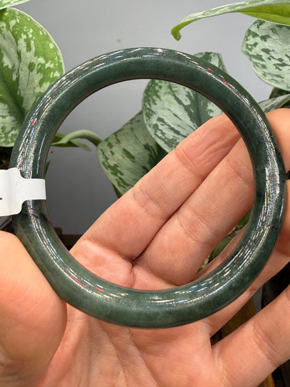 Burmese Jade Bangle – 8mm Wide – 58mm Diameter (Small)