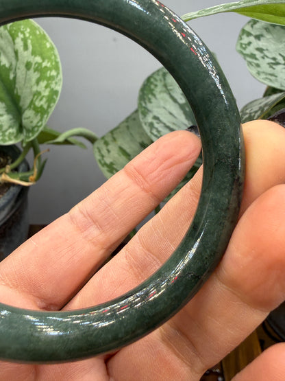 Burmese Jade Bangle – 8mm Wide – 58mm Diameter (Small)