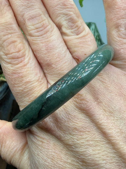Burmese Jade Bangle – 8mm Wide – 58mm Diameter (Small)