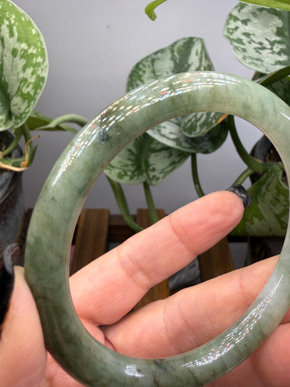 Burmese Jade Bangle – 8mm Wide – 57mm Diameter (Small)