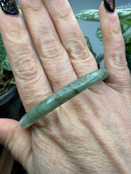 Burmese Jade Bangle – 8mm Wide – 57mm Diameter (Small)
