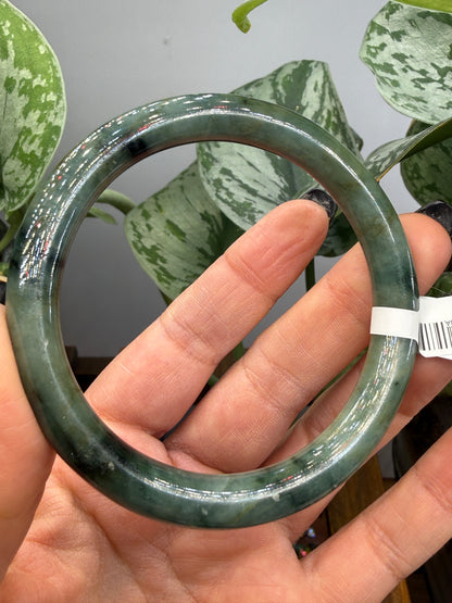 Burmese Jade Bangle – 8mm Wide – 58mm Diameter (Small)