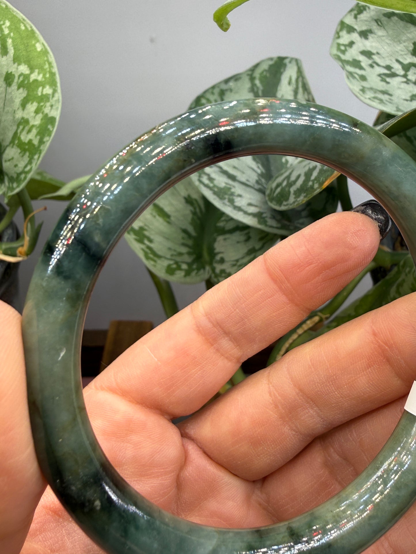Burmese Jade Bangle – 8mm Wide – 58mm Diameter (Small)