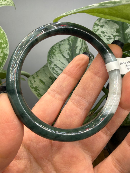 Burmese Jade Bangle – 8mm Wide – 57mm Diameter (Small)