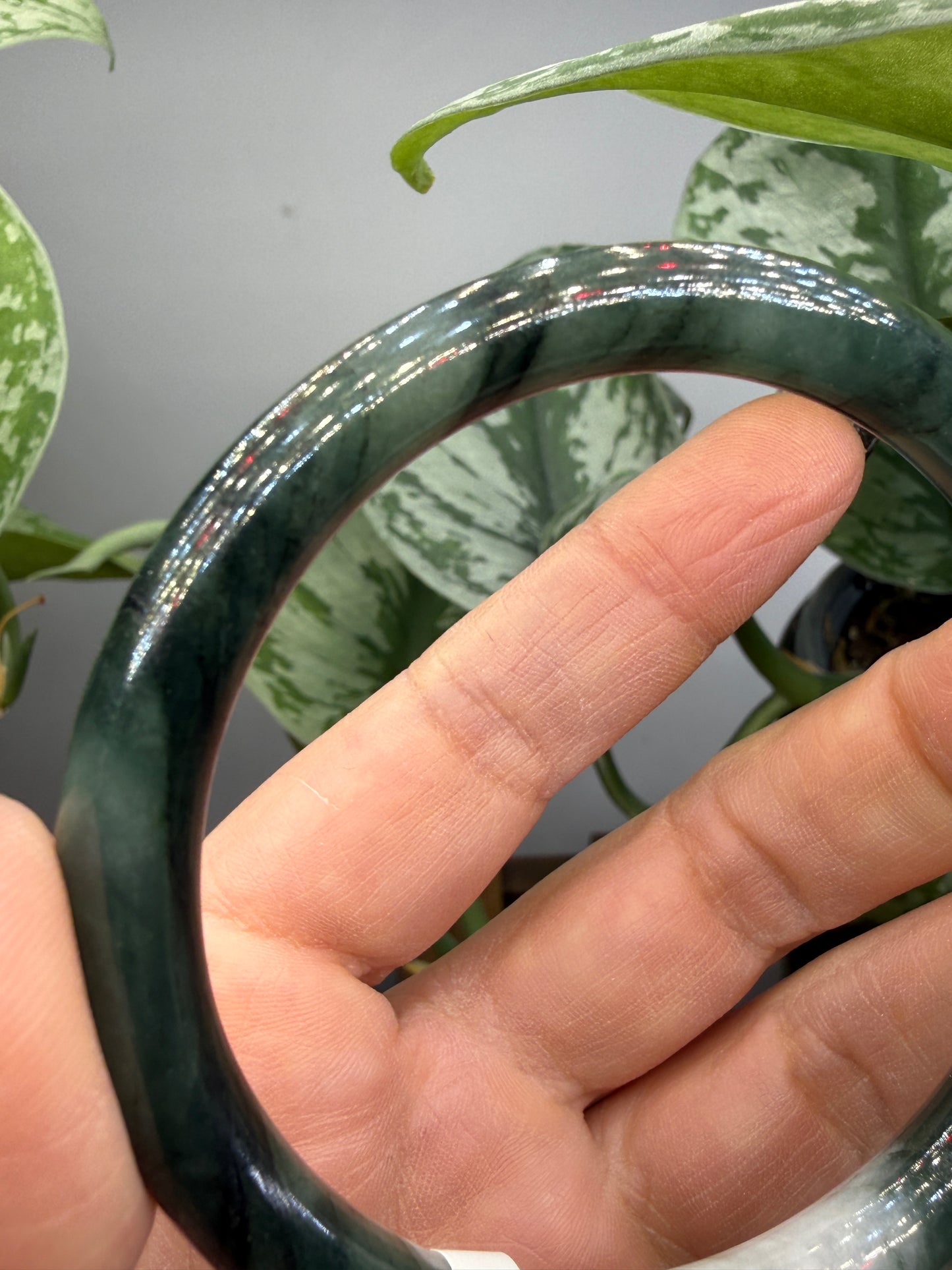 Burmese Jade Bangle – 8mm Wide – 57mm Diameter (Small)