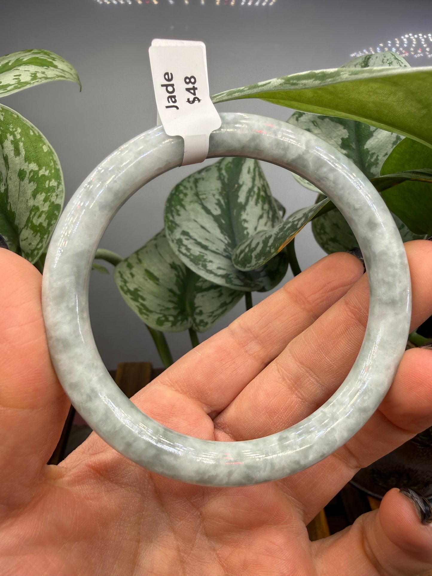 Burmese Jade Bangle – 8mm Wide – 60mm Diameter (Medium)