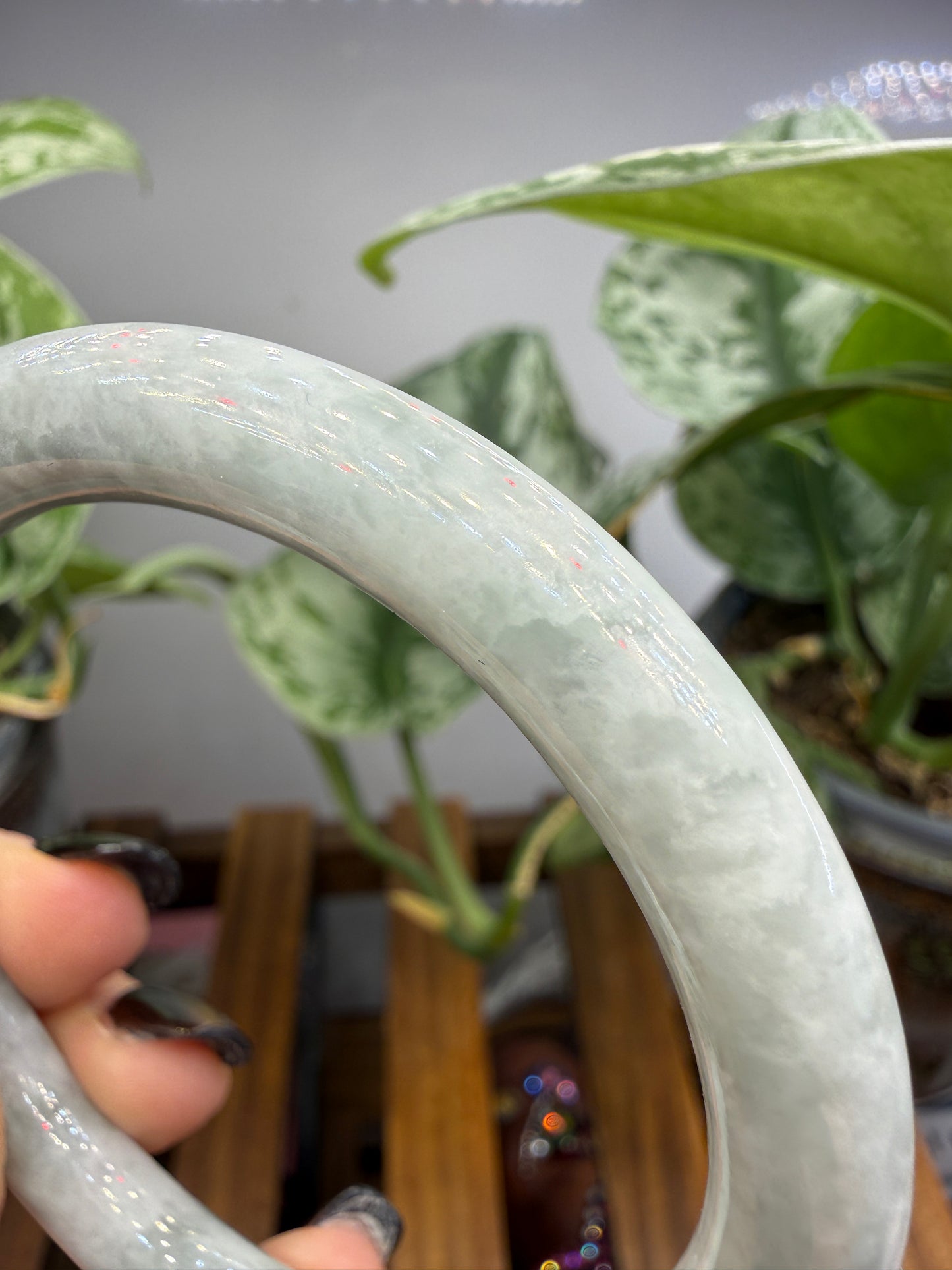 Burmese Jade Bangle – 8mm Wide – 60mm Diameter (Medium)