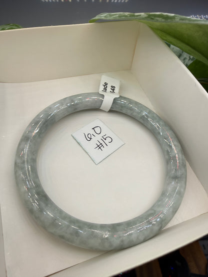 Burmese Jade Bangle – 8mm Wide – 60mm Diameter (Medium)