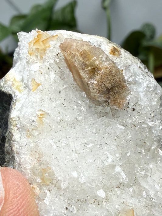 Heulandite on Quartz- Paterson, Passaic County, New Jersey, USA