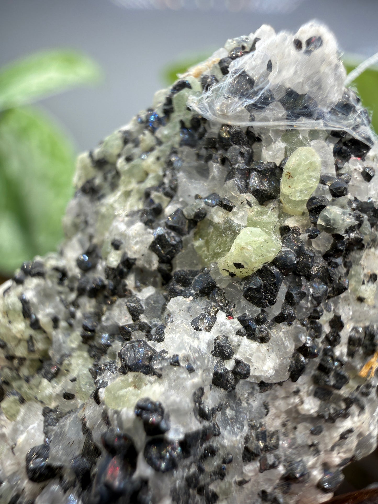 Willemite, Franklinite — Franklin, New Jersey