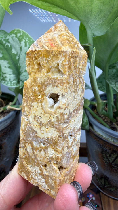 Crazy Lace Agate Tower