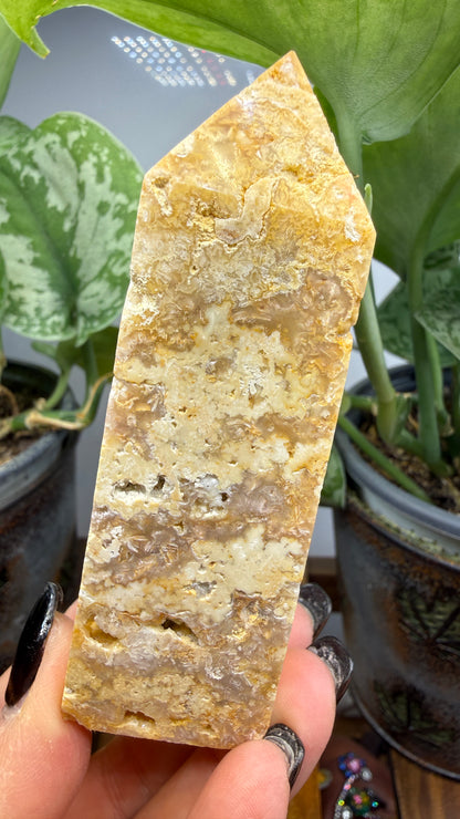 Crazy Lace Agate Tower