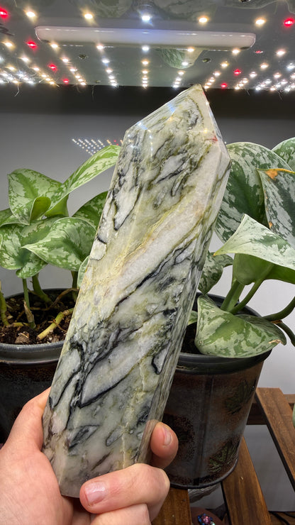 Serpentine Marble Tower- 8.5" inches tall