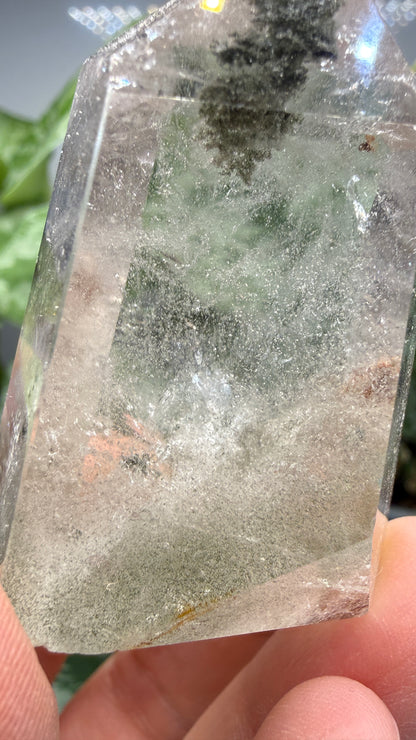 Garden Quartz/Lodolite Point- 2" inches tall
