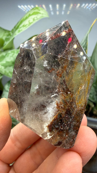 Garden Quartz/Lodolite Point- 2" inches tall