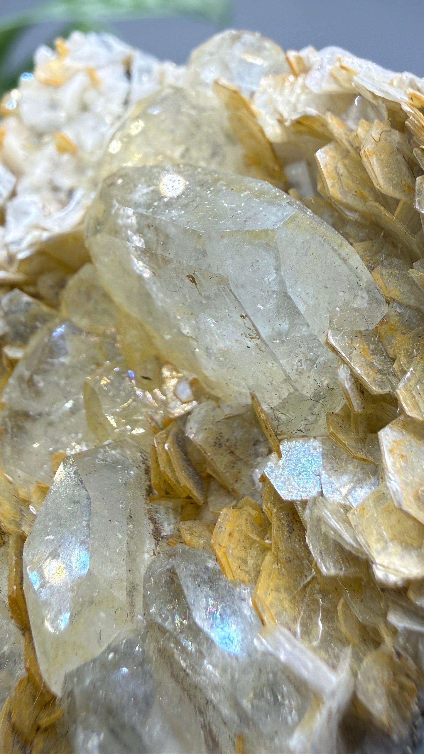 Aquamarine, Muscovite- Pingwu Beryl Mine, Mt Xuebaoding, Mianyang, Sichuan, China