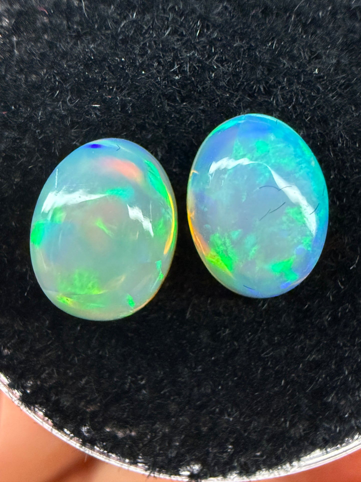 Welo Opal Cabochon Pair: 1.76 ct– 8x6x4mm