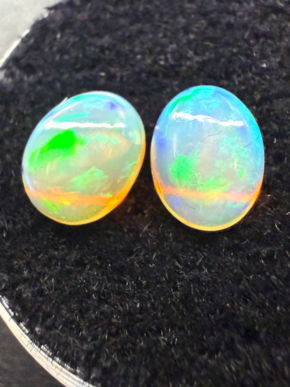Welo Opal Cabochon Pair: 1.76 ct– 8x6x4mm