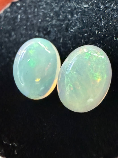 Welo Opal Cabochon Pair: 1.85 ct– 8x6x4mm